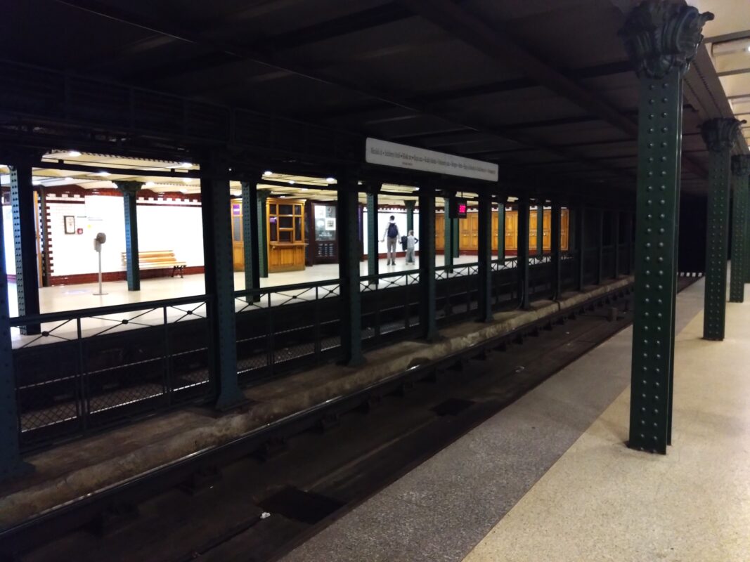 地下鉄